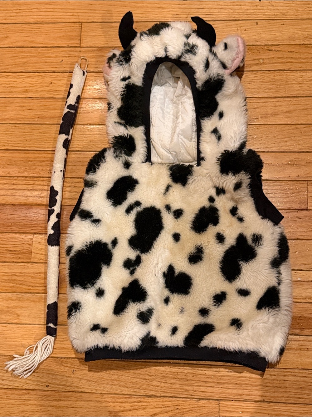 Kids Cow-Print Faux Fur Hooded Costume & tail - Black & White - quilted. 1 - 3yr